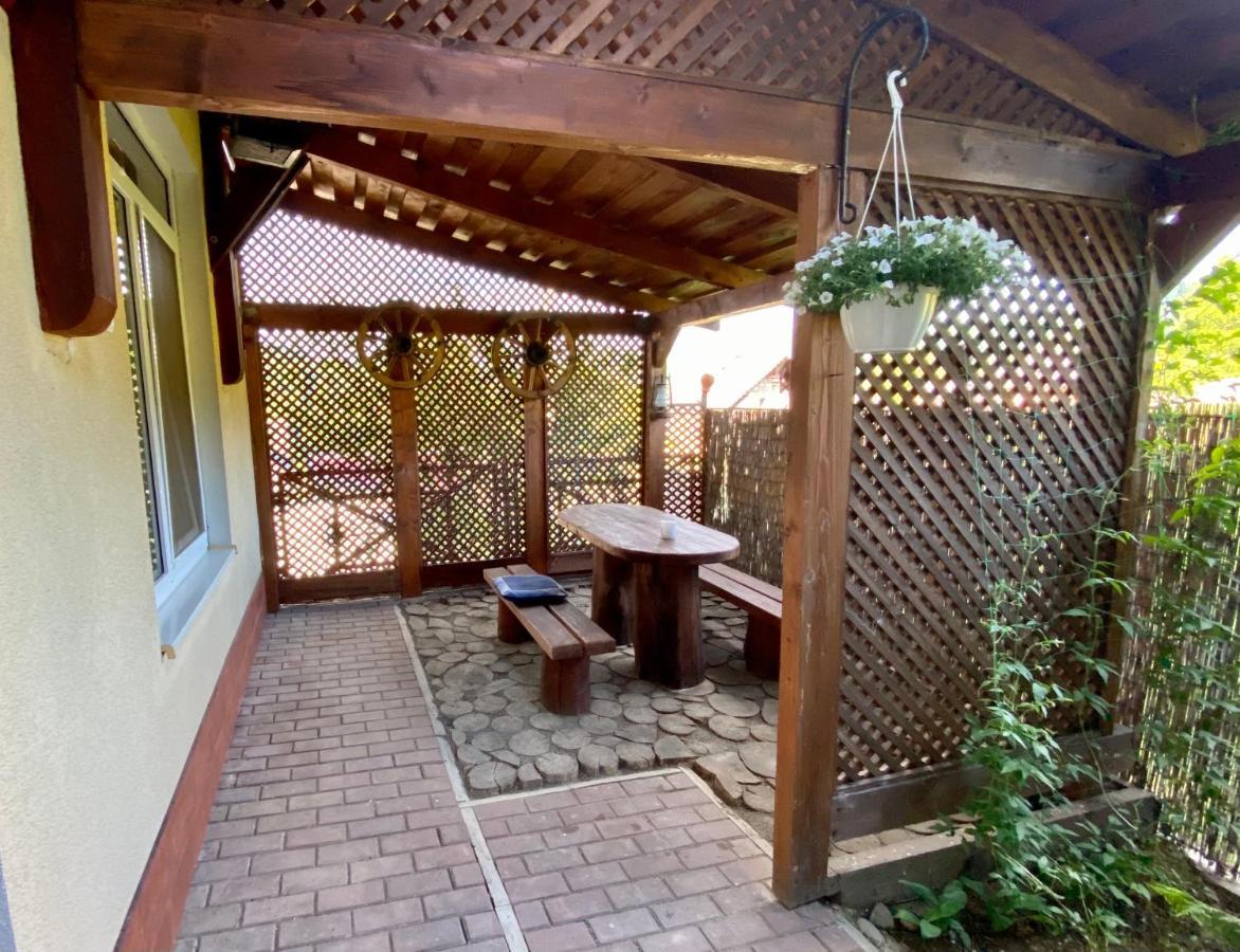 Panorama Townhouse Apartment Polyana  Bagian luar foto