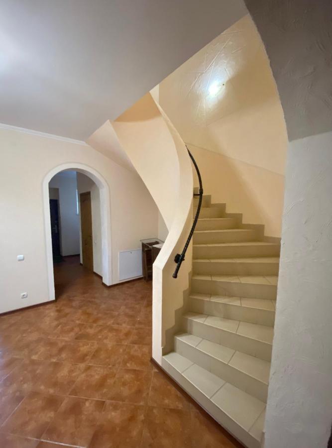 Panorama Townhouse Apartment Polyana  Bagian luar foto