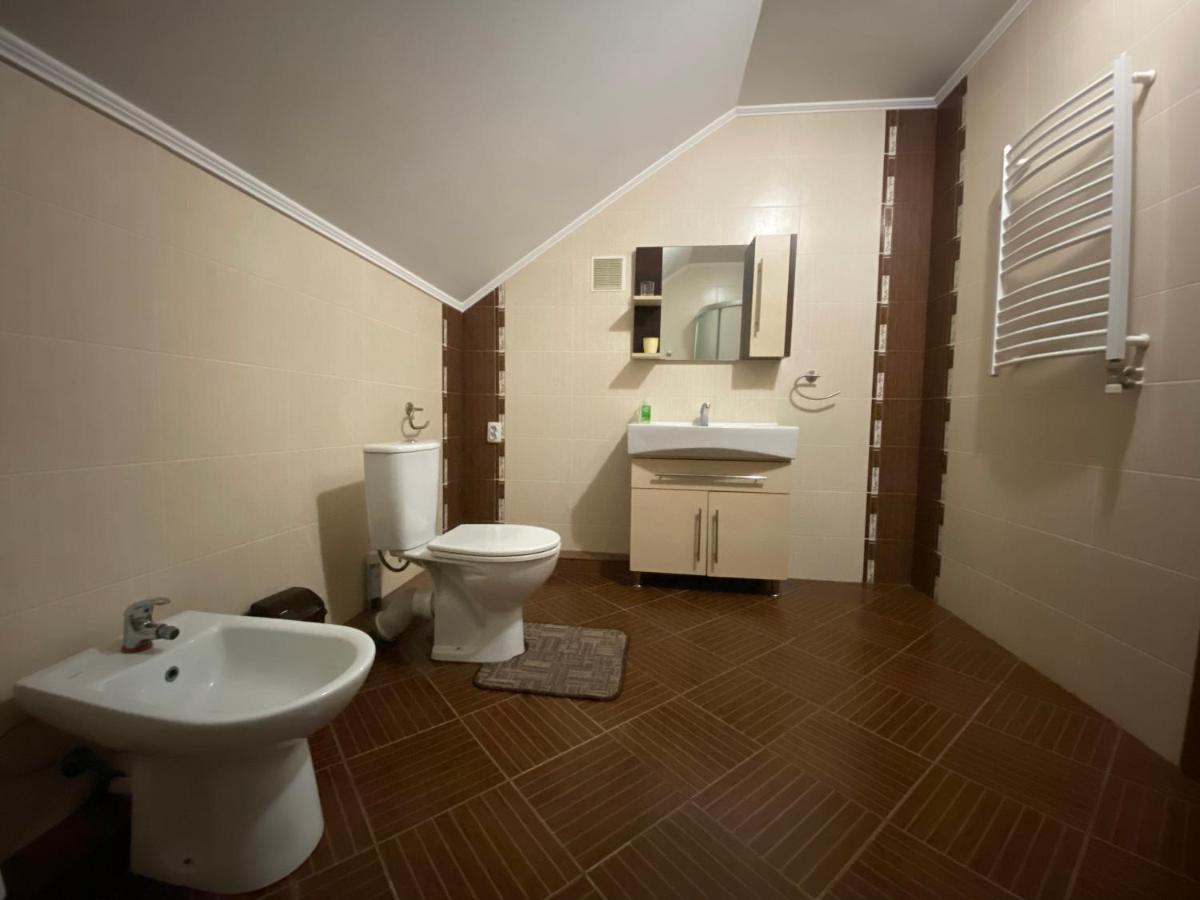 Panorama Townhouse Apartment Polyana  Bagian luar foto