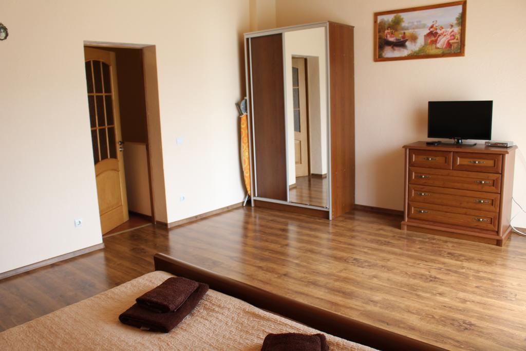 Panorama Townhouse Apartment Polyana  Bagian luar foto